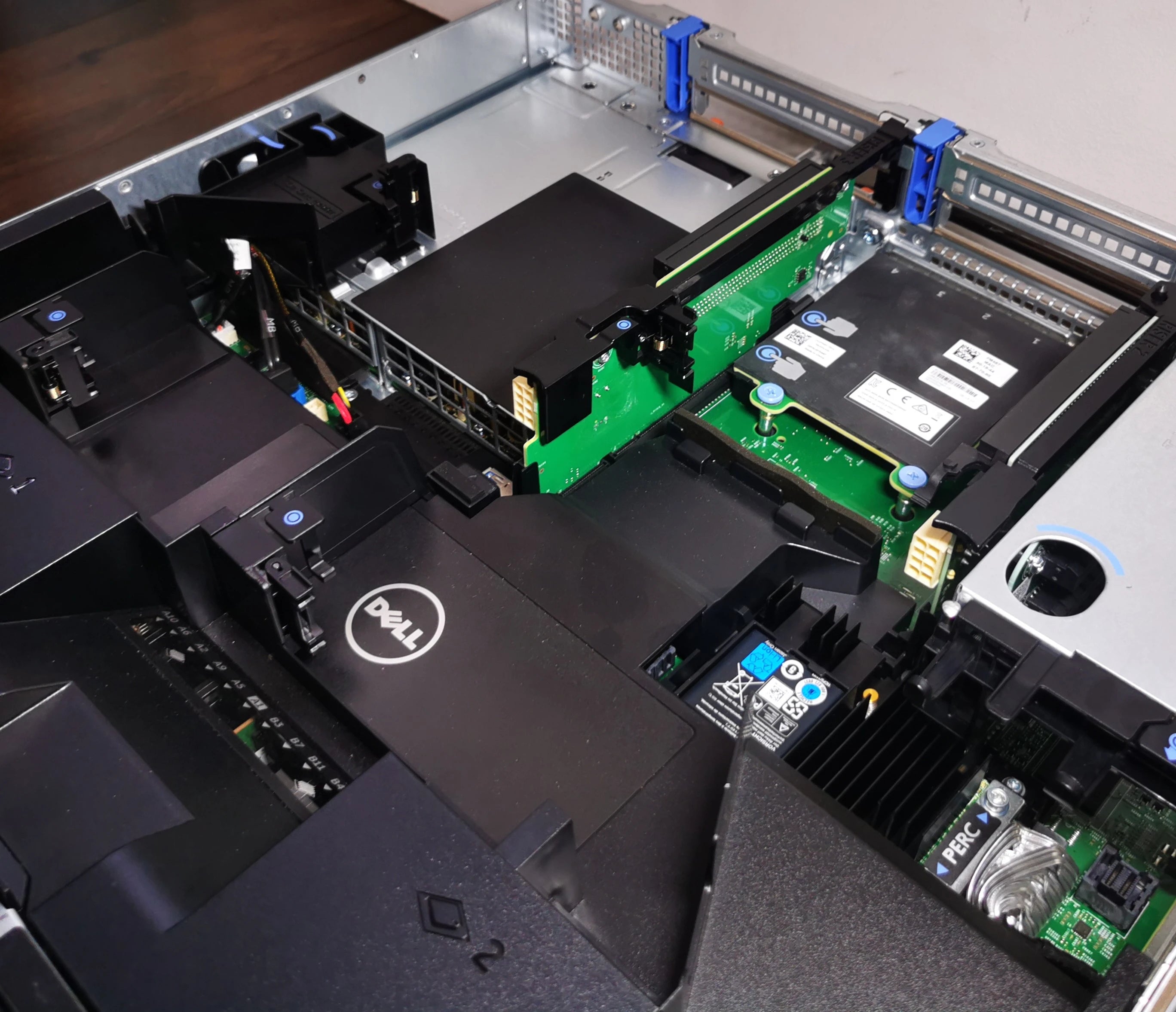 Dell R730 | 16SFF | 2680V4 | 32GB | Server