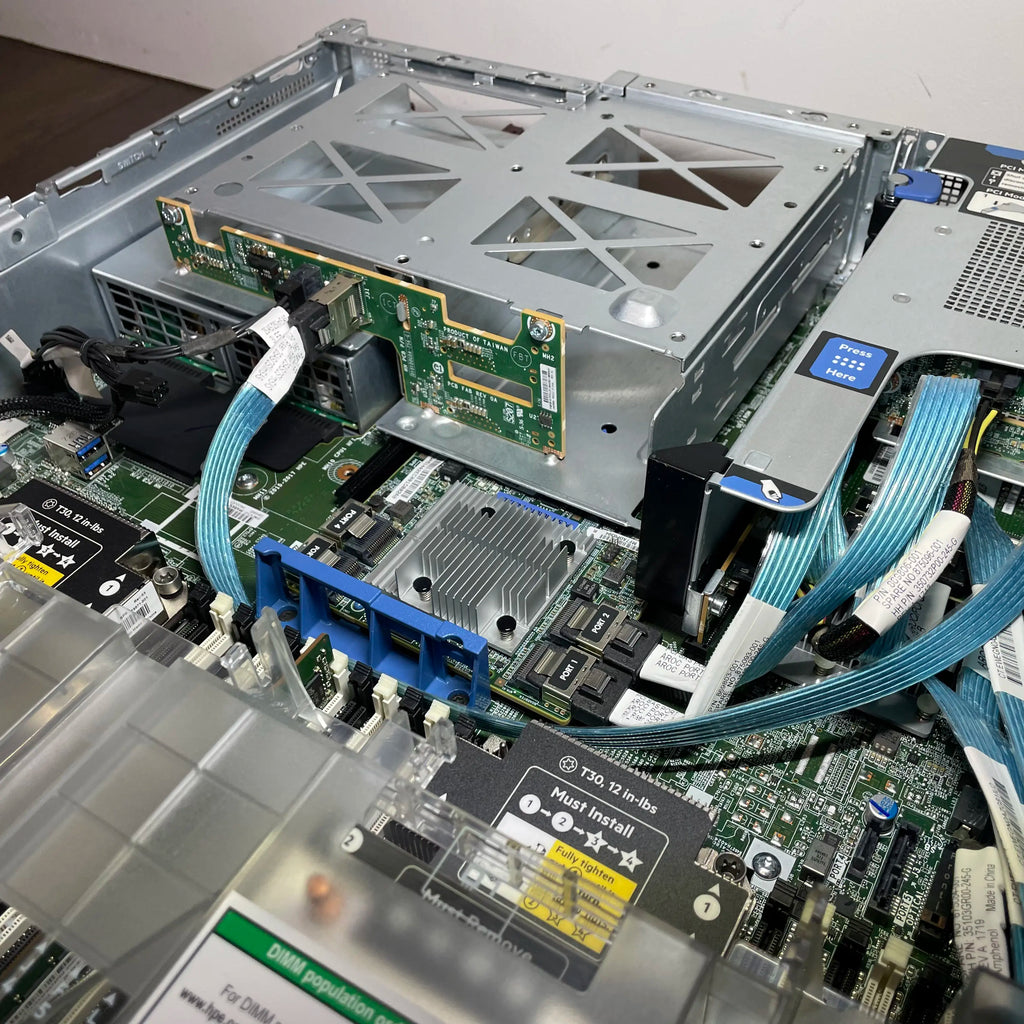 HPE DL380 Gen10 | 15LFF 2SFF | 2xGold 6138 | 32GB RAM | Server